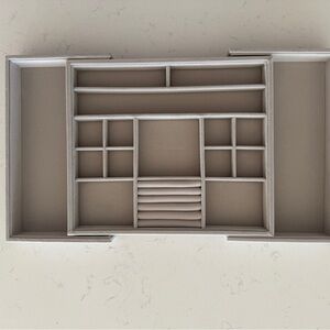 Stackers Medium Expandable Jewelry Storage Tray